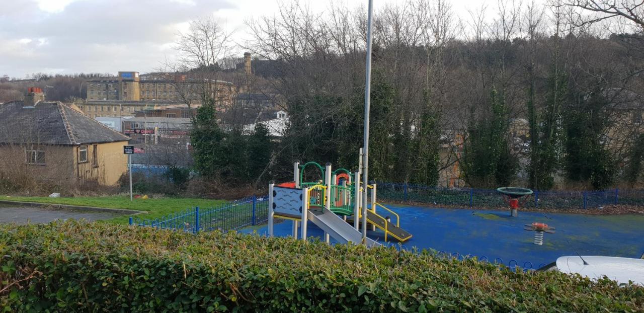 Joyful Place Huddersfield Exterior foto